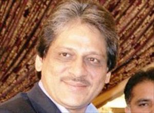 گورنر سندھ ڈاکٹر عشرت العباد نے اپنے عہدے سے استعفیٰ دے دیا