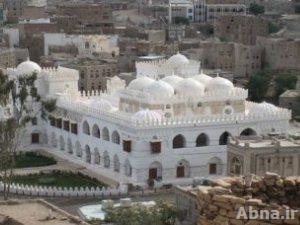 السلطات اليمنية تعلن عن ضبط سيارتين مفخختين كانتا معدتين لتنفيذ عمليتين ارهابيتين