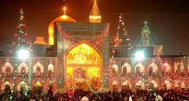 Iraniens célèbrent l'anniversaire de l'Imam Reza