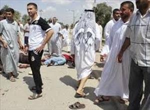 Mosque Blasts Kill 18 in Iraq