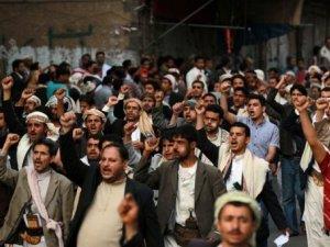تظاهرة في صعدة للتنديد بالتدخل الاميركي في سوريا