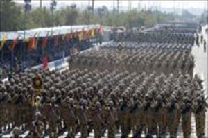 पवित्र रक्षा सप्ताह के अवसर पर सशस्त्र बलों की विशाल परेड
