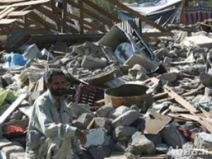 ارتفاع عدد ضحايا زلزال باكستان إلى 327 شخصاً