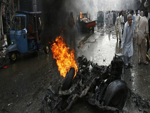 پشاور دھماکا،جاں بحق افرادمیں ایک ہی خاندان کے 13 افراد شامل   	