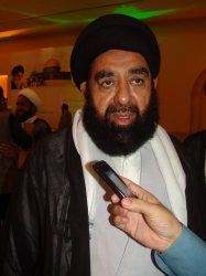 Prominent Pakistani cleric:  Iran Supreme Leader, spiritual guide of Muslim world
