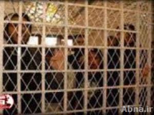 الحكم على خمسة يمنيين بالسجن بتهمة الضلوع في تفجير قتل فيه عشرات العسكريين
