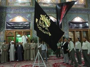 بالصور / العتبة العباسية ترفع راية الحزن إيذانا ببدء أيام الحزن لشهادة الإمام الجواد (ع)