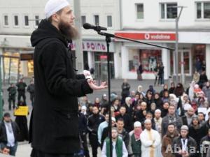 الداعية التكفيري «أبو آدم الألماني» في سوريا بهدف إقامة "دولة الخلافة الإسلامية"!