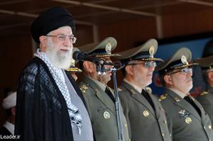 Ajetollah Hamenei: Podržavam diplomatske aktivnosti vlade