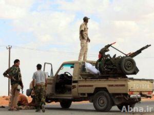 «زيدان» يطالب بمساعدة اجنبية لوقف انتشار الأسلحة في ليبيا