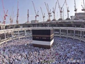 بالصورة / الآلاف يطوفون حول الكعبة المشرفة أمس الأربعاء مع قرب أعمال الحج الأكبر