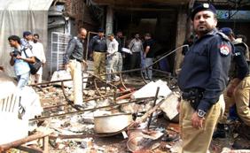 2 morts et 6 blessés dans un attentat à la bombe au Pakistan