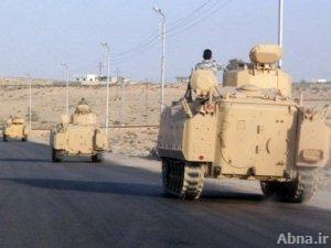 جرح ضابط مصري و5 جنود باستهداف مدرعتهم في رفح المصرية