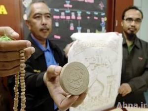 اعتقال إمام مسجد بتهمة التشيع وحيازة ترب حسينية في ماليزيا