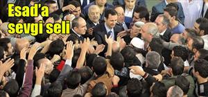 Başbakan İstanbul'da Esad Şam'da bayram namazı kıldı
