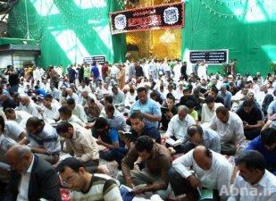 بالصور / جموع المؤمنين يؤدون أعمال يوم عرفه بمرقد ابي الفضل العباس (ع)