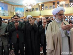 بالصور / اقامة صلاة عيد الاضحى بمدينة هامبورغ الالمانية