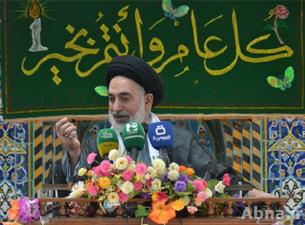 خطيب العيد يدعو علماء السنة إلى التنديد بالفتاوى التكفيرية