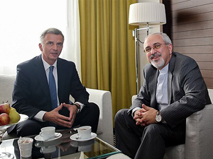 ايران اور سوئزرلينڈ کے وزرائے خارجہ نے جنيوا ميں ايک دوسرے سے ملاقات اور گفتگو کي ہے