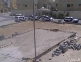 Bahraini Shias Hold Congregational Prayers in Destroyed Mosques