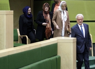 Délégation d'eurodéputés visitent Parlement iranien