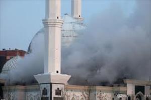 Muslimisches Gebetshaus in Brand gesetzt