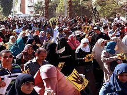 Manifestations massives en Egypte