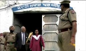 بھارتی جیلوں میں سزا پوری کرنے والے پاکستانی قیدیوں کی رہائی کامطالبہ   	