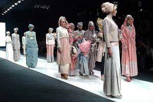 Indonesia Hosts Islamic Fashion Week