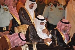 Arabia Saudí: "el Rey Agoniza, la Familia Real Siente una Amenaza Existencial"