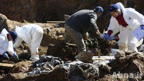Bosnia mass grave 'may be biggest'