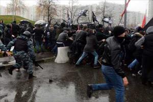 Thousands Russian nationalists protest against Muslims