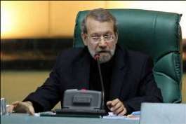Larijani appelle au dialogue pour résoudre les problèmes de la région