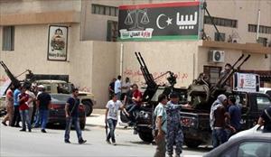 Libya yönetiminden eski isyancılara muhtıra