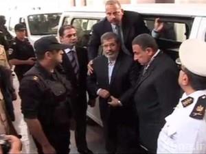 مرسي متهم بالتحريض على قتل الشيعة