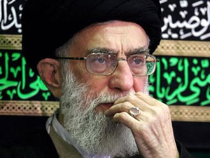 رہبر معظم انقلاب اسلامی کی موجودگي میں 7 محرم سےمجالس عزا کا آغاز