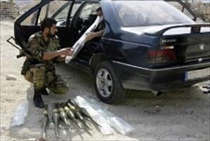 Syrische Armee zerstört mit Waffen beladene Fahrzeuge und Boote