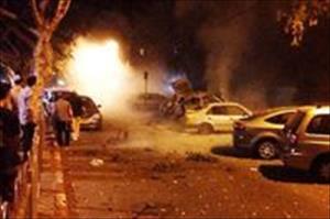Auto explodiert vor israelischem Kriegsministerium