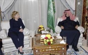 Clinton:"Terörizmin asıl destekçisi Arabistan'dır"