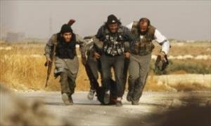 Suriye Ordusu Halep'te ilerlerken, silahlı gruplar birbiriyle çatışıyor