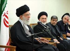 Imam Khamenei: Great Potentials of Hajj Should Be Used Against Sectarian Plots