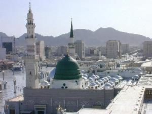 صيحات "لبيك يا حسين" تندلع في أحياء المدينة المنورة بمناسبة عاشوراء