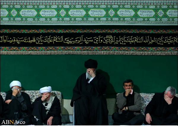 Images / Imam Khamenei Hosting Iranians for Sham e Ghariban Ceremony