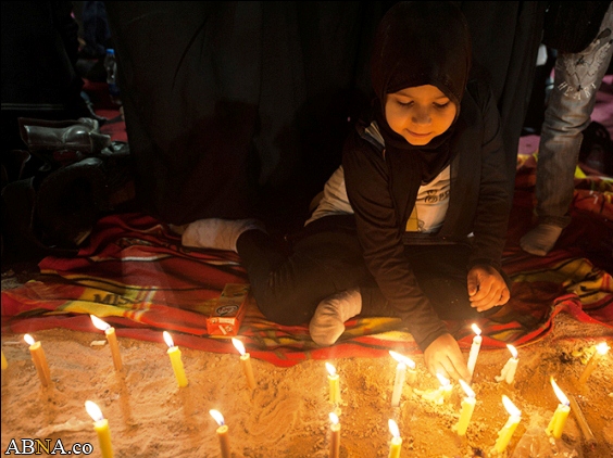 Images / Sham e Ghariban Mourning in Imam Hussain (s.a) Holy Shrine on Ashura Night