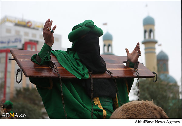 Bildernachrichten / Die symbolische Karawane der Häftlinge von Karbala (Die Angehörige von Imam Hussein) Teil 2