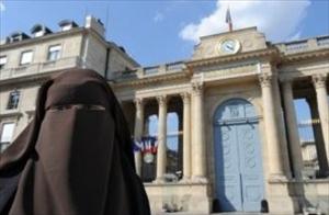 French veil ban upheld in controversial court case