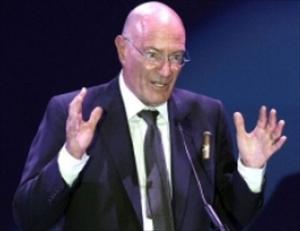 Hollywood's Arnon Milchan says he was Israeli spy
