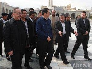 المرقد المنور لإمام الشيعة الثامن هو مركز للنور والإشعاع في كل العالم