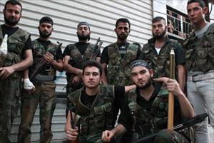 ISIL declares war on another rebel group in Syria