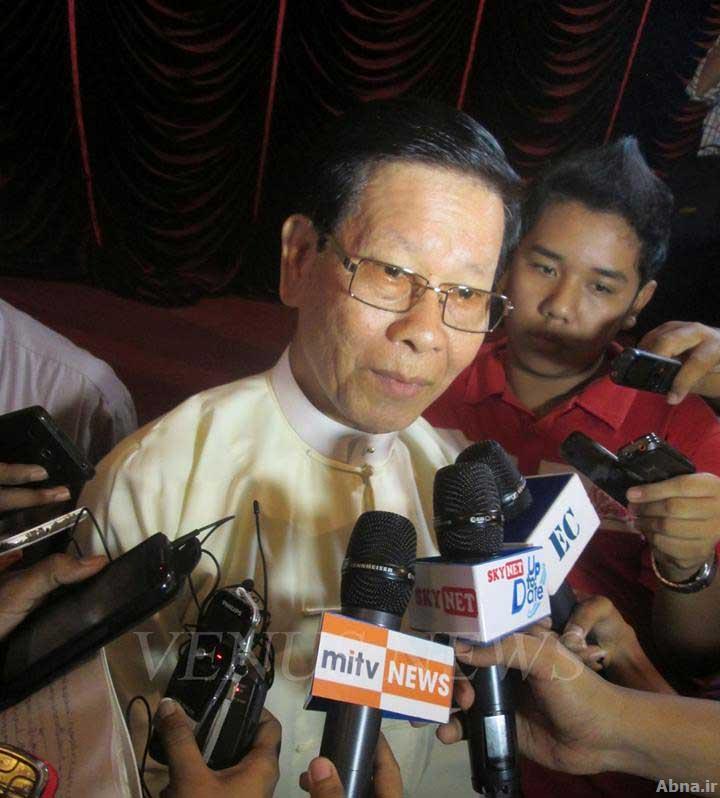 ႏုိင္ငံေရး လံုးဝ လံုးဝ မလုပ္ဟု ႏုိင္ငံေတာ္ ဝန္ၾကီးခ်ဳပ္ေဟာင္း ဦးခင္ညြန္႔ ယတိျပတ္ေျပာ